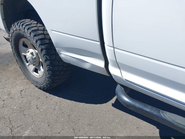 3C63R3CL4HG717400 RAM 3500 Tradesman 4x4 6&#039;4 Box