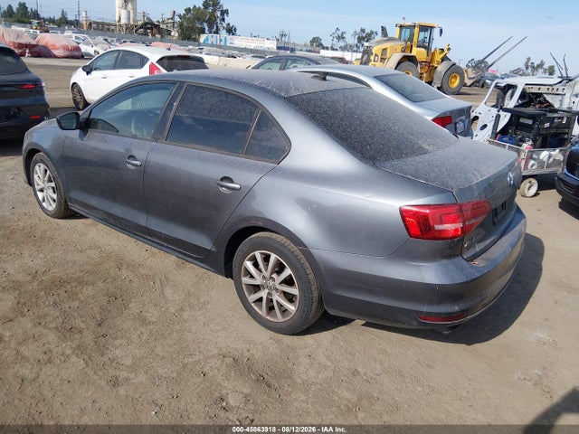 3VWD17AJ2FM245576 Volkswagen Jetta 1.8t Se