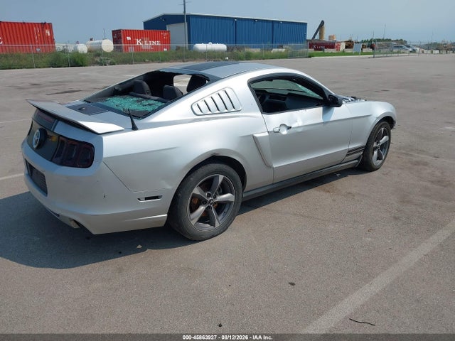 45863927 :رقم المزاد ، 1ZVBP8CF1B5164329 vin ، 2011 Ford Mustang Gt Premium مزاد بيع