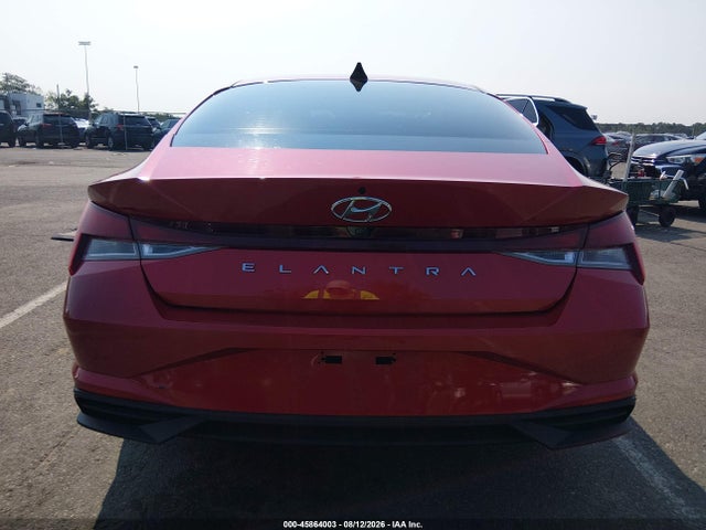 Продажа на аукционе авто 2022 Hyundai Elantra Sel, vin: 5NPLM4AG3NH058893, номер лота: 45864003