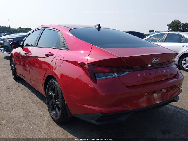 Продажа на аукционе авто 2022 Hyundai Elantra Sel, vin: 5NPLM4AG3NH058893, номер лота: 45864003