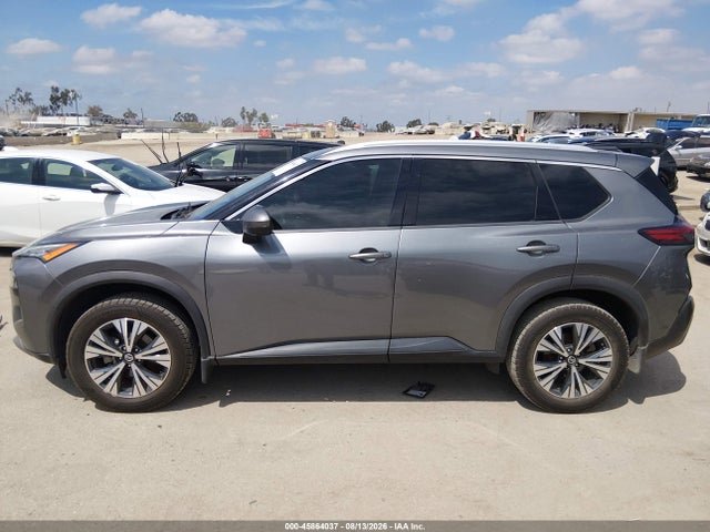 Продаж на аукціоні авто 2021 Nissan Rogue Sv Fwd, vin: 5N1AT3BA3MC702638, номер лоту: 45864037