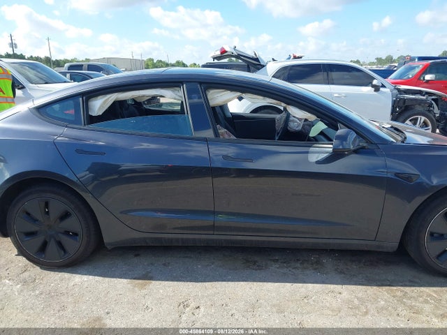5YJ3E1EA0TF116066 Tesla Model 3 Premium Rear-wheel Drive/rear-wheel Drive