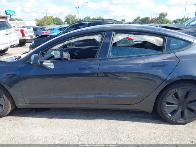 5YJ3E1EA0TF116066 Tesla Model 3 Premium Rear-wheel Drive/rear-wheel Drive