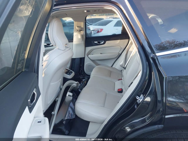 YV4102DLXM1728040 Volvo Xc60 T5 Inscription