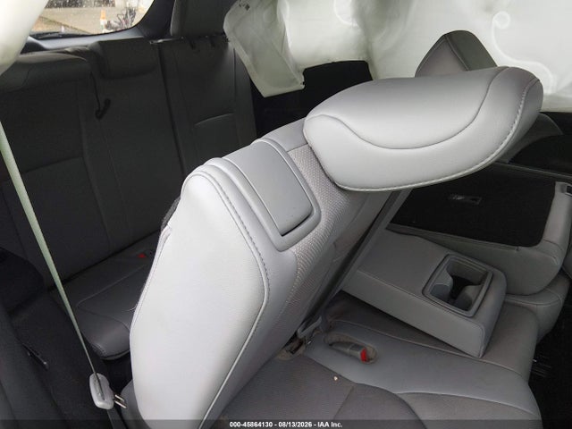 Toyota Highlander Limited 2021 5TDYZRAH0MS070053 Image 8