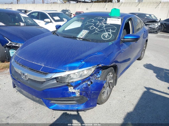 Honda CIVIC EX 2018 2HGFC2F74JH566307 Image 2