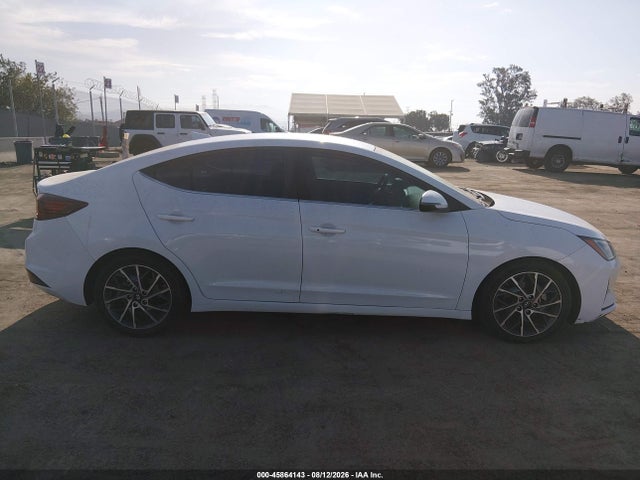 2019 Hyundai Elantra Limited მანქანა იყიდება აუქციონზე, vin: 5NPD84LF3KH496693, აუქციონის ნომერი: 45864143
