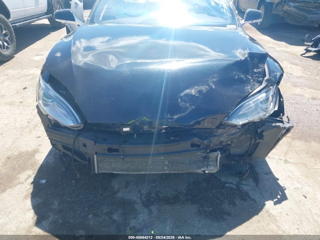 45864212 :رقم المزاد ، 5YJSA1E40GF132369 vin ، 2016 Tesla Model S 90d/p100d/p85d/p90d مزاد بيع