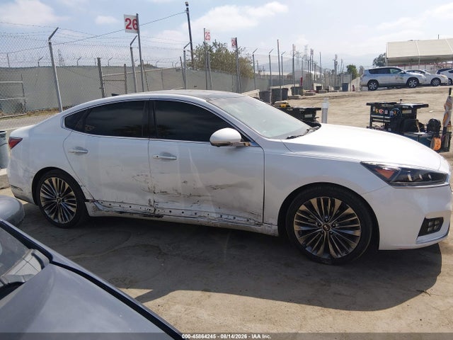 KNALC4J1XJ5104998 KIA Cadenza Limited
