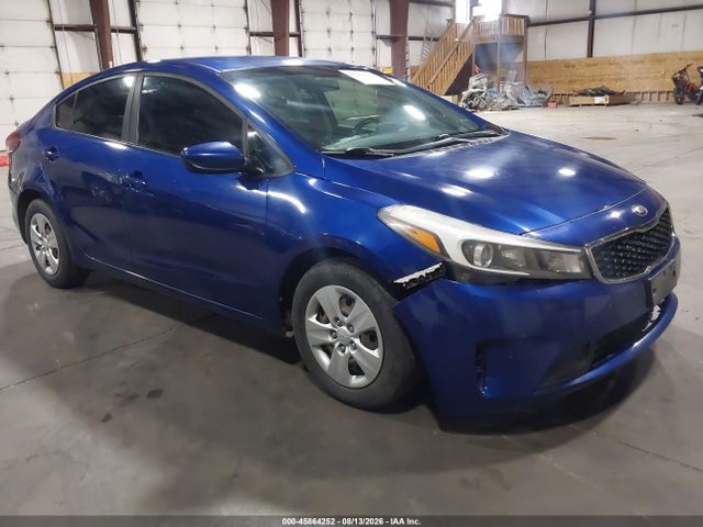 KIA FORTE LX 2018 3KPFK4A77JE262176 главное изображение