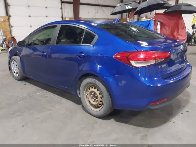 KIA FORTE LX 2018 3KPFK4A77JE262176 Image 3