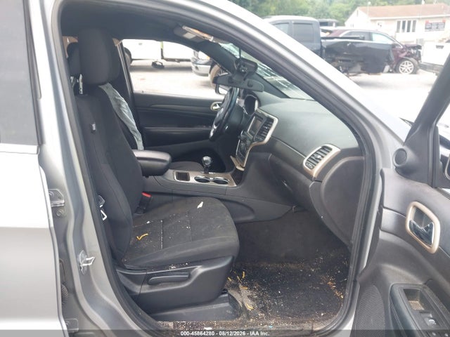 45864280 :رقم المزاد ، 1C4RJFAG5FC140426 vin ، 2015 Jeep Grand Cherokee Laredo مزاد بيع