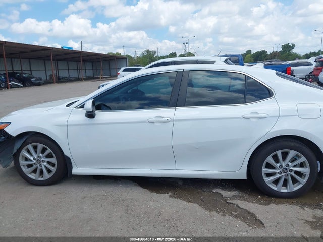 Aukcja sprzedaży 2022 Toyota Camry Le, vin: 4T1C11AK3NU628761, numer aukcji: 45864310
