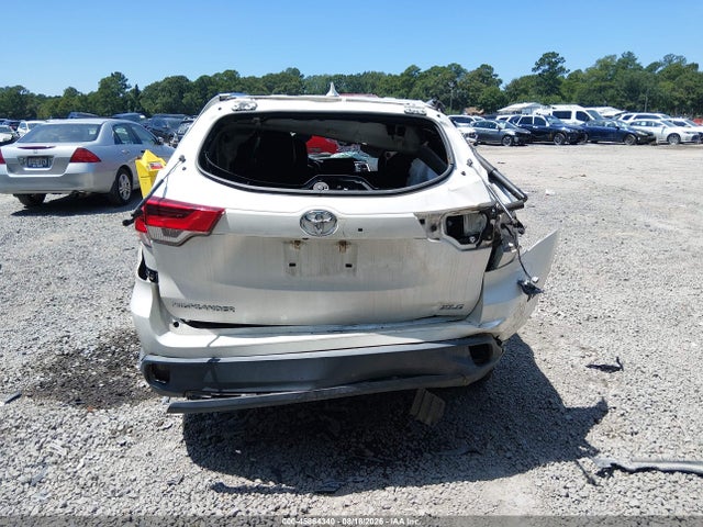 Aukcja sprzedaży 2019 Toyota Highlander Xle, vin: 5TDKZRFH0KS561346, numer aukcji: 45864340