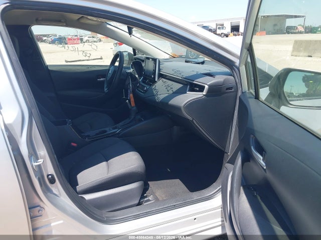45864345 :رقم المزاد ، JTDEPRAE6LJ074425 vin ، 2020 Toyota Corolla Le مزاد بيع