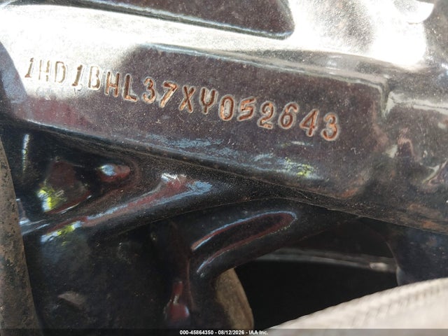 45864350 :رقم المزاد ، 1HD1BHL37XY052643 vin ، 1999 Harley-davidson Fxst مزاد بيع