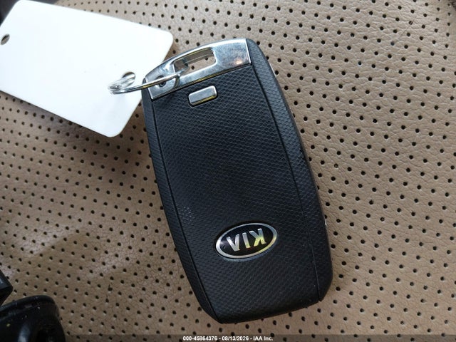 Продаж на аукціоні авто 2017 Kia Sedona Lx, vin: KNDMB5C19H6330869, номер лоту: 45864376