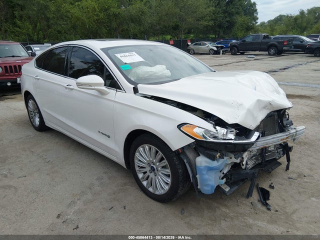 Продаж на аукціоні авто 2015 Ford Fusion Hybrid Se, vin: 3FA6P0LU2FR213695, номер лоту: 45864413