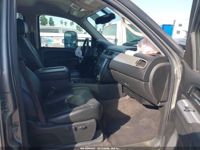2014 Chevrolet Silverado 2500hd Ltz მანქანა იყიდება აუქციონზე, vin: 1GC1KYE80EF131381, აუქციონის ნომერი: 45864432