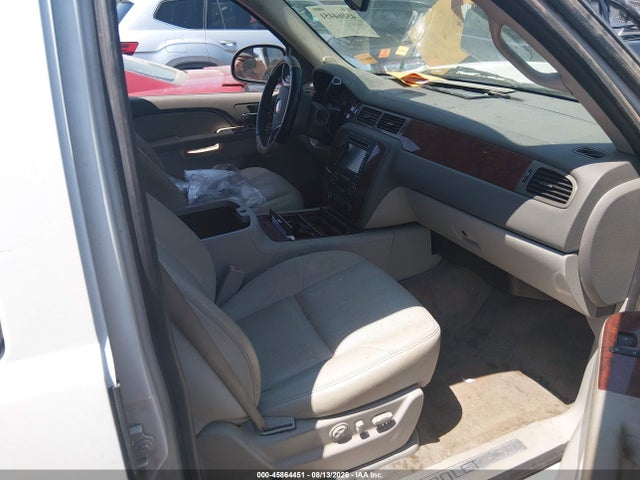 Продажа на аукционе авто 2010 Chevrolet Tahoe Ltz, vin: 1GNUCCE07AR115461, номер лота: 45864451