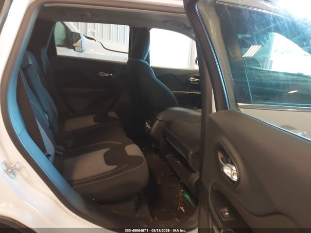 Продажа на аукционе авто 2014 Jeep Cherokee Latitude, vin: 1C4PJMCS2EW142662, номер лота: 45864671