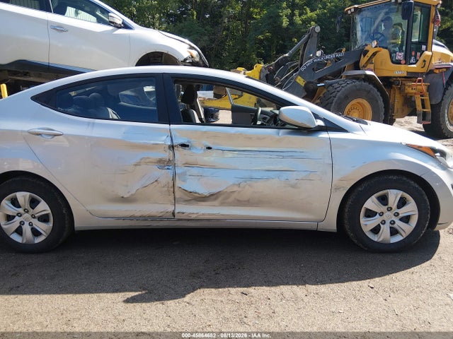 45864682 :رقم المزاد ، 5NPDH4AE5GH759803 vin ، 2016 Hyundai Elantra Se مزاد بيع
