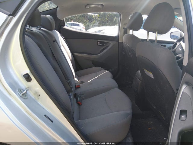 45864682 :رقم المزاد ، 5NPDH4AE5GH759803 vin ، 2016 Hyundai Elantra Se مزاد بيع
