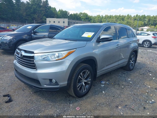 Toyota Highlander Xle V6 2016 5TDJKRFH5GS259722 Image 2