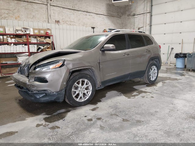 Jeep Cherokee Latitude 2017 1C4PJMCS3HW640017 Image 2