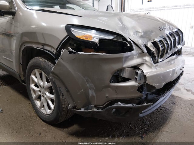 Jeep Cherokee Latitude 2017 1C4PJMCS3HW640017 Image 6