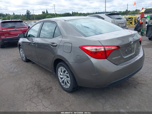 Toyota COROLLA LE 2018 2T1BURHE3JC061514 Image 3