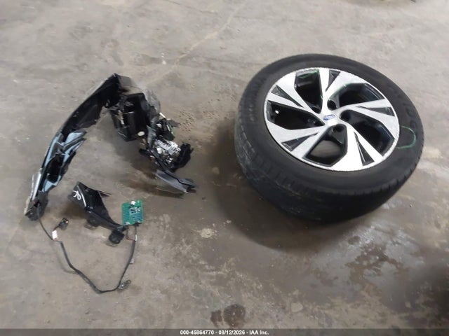 2025 Subaru Legacy Premium მანქანა იყიდება აუქციონზე, vin: 4S3BWAC62S3002721, აუქციონის ნომერი: 45864770