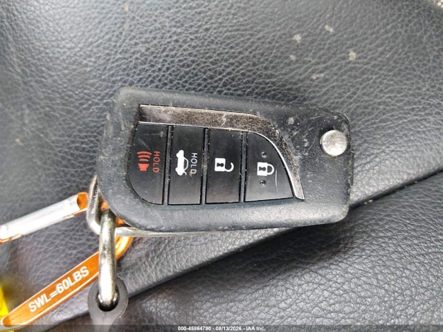45864790 :رقم المزاد ، 4T1G11AK8NU663152 vin ، 2022 Toyota Camry Se مزاد بيع