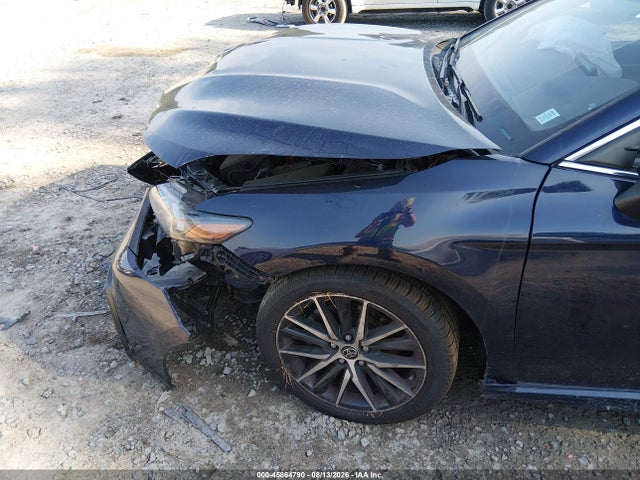 45864790 :رقم المزاد ، 4T1G11AK8NU663152 vin ، 2022 Toyota Camry Se مزاد بيع