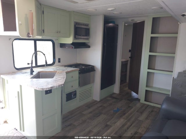 Продажа на аукционе авто 2018 Keystone Rv Hideout Luxury Serie, vin: 4YDT38B26J7246199, номер лота: 45864830