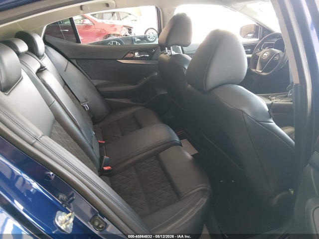 45864832 :رقم المزاد ، 1N4AA6AP7GC399097 vin ، 2016 Nissan Maxima 3.5 Sr مزاد بيع
