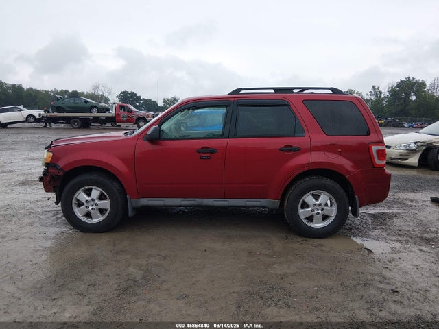 45864840 :رقم المزاد ، 1FMCU93G39KC33723 vin ، 2009 Ford Escape Xlt مزاد بيع
