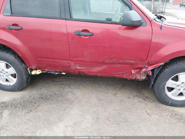 45864840 :رقم المزاد ، 1FMCU93G39KC33723 vin ، 2009 Ford Escape Xlt مزاد بيع