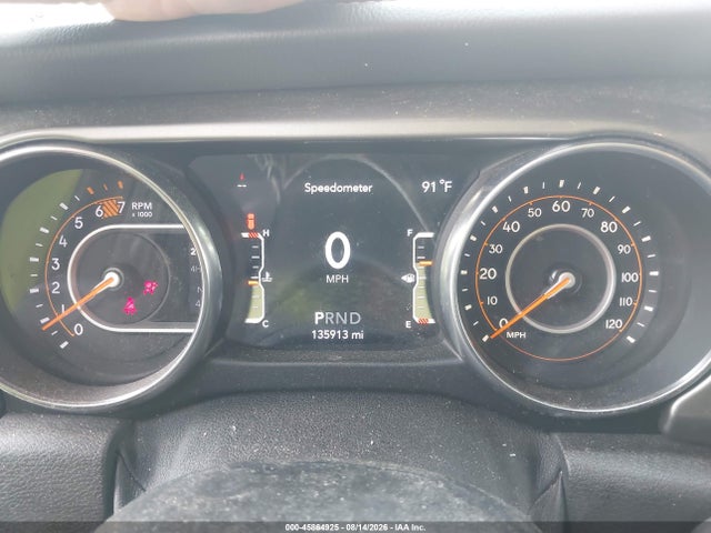 2020 Jeep Wrangler Unlimited Sahara 4x4 მანქანა იყიდება აუქციონზე, vin: 1C4HJXEN2LW127735, აუქციონის ნომერი: 45864925