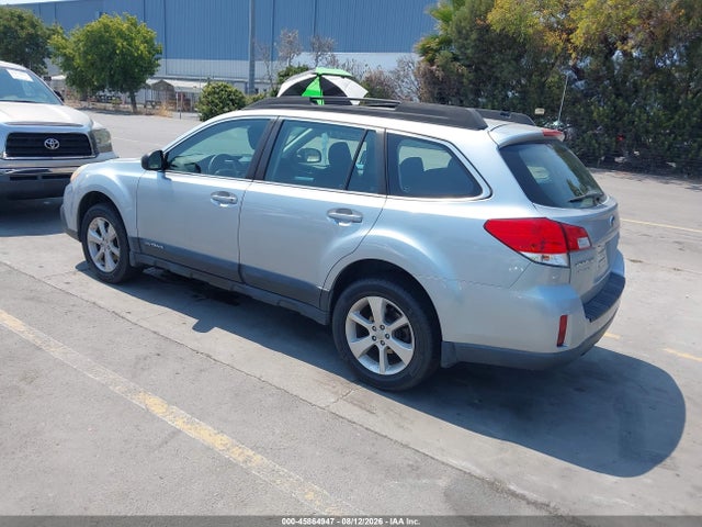 Subaru Outback 2.5i 2014 4S4BRBAC8E3258187 Image 3