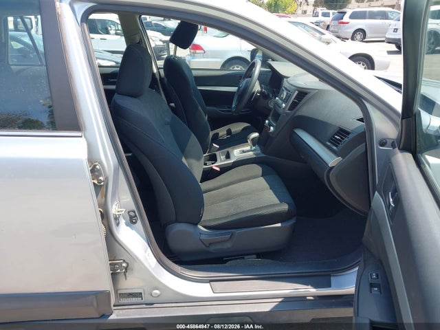 Subaru Outback 2.5i 2014 4S4BRBAC8E3258187 Image 5