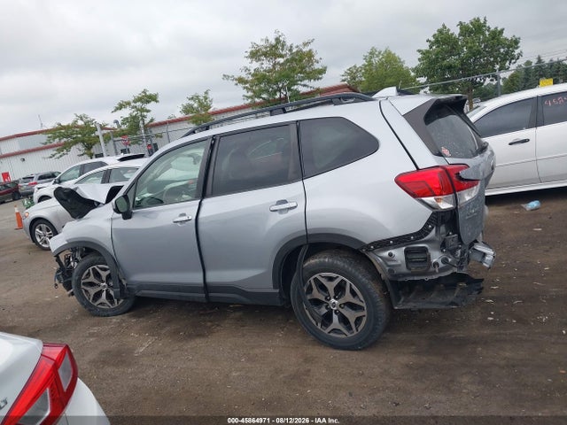 45864971 :رقم المزاد ، JF2SKAEC0NH400064 vin ، 2022 Subaru Forester Premium مزاد بيع