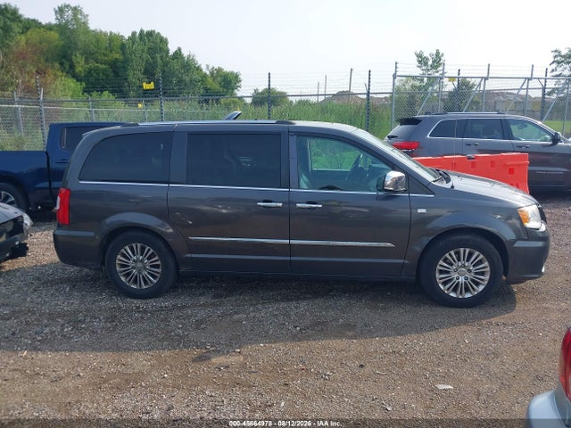 Продаж на аукціоні авто 2014 Chrysler Town & Country Touring-l 30th Anniversary, vin: 2C4RC1CG5ER374355, номер лоту: 45864978