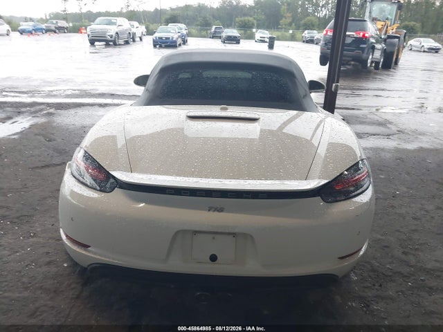 WP0CB2A83HS241171 Porsche 718 Boxster S