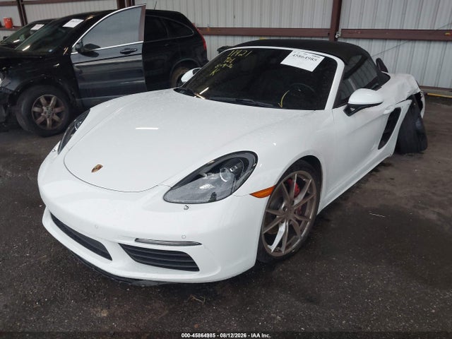 WP0CB2A83HS241171 Porsche 718 Boxster S