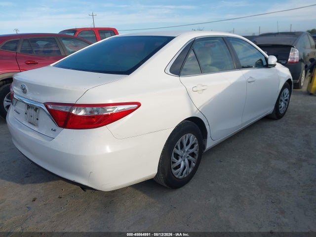 4T1BF1FK0GU555275 Toyota CAMRY LE