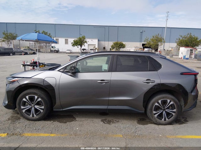 2023 Toyota Bz4x Xle მანქანა იყიდება აუქციონზე, vin: JTMAAAAA0PA025712, აუქციონის ნომერი: 45865024