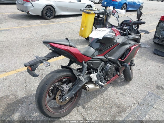 Kawasaki Ex650 M 2021 ML5EXEM16MDA34425 Image 4