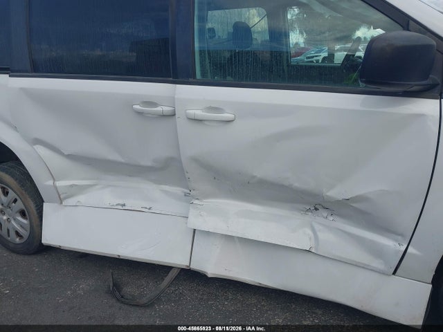 45865123 :رقم المزاد ، 2C7WDGBG0JR303730 vin ، 2018 Dodge Grand Caravan Se مزاد بيع
